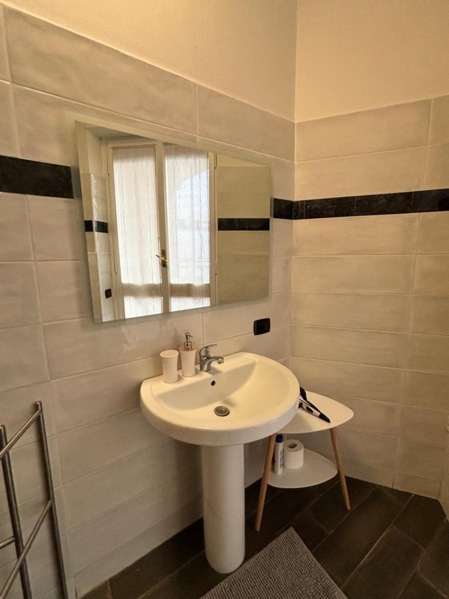 Casa Rita Apartment Милано Екстериор снимка